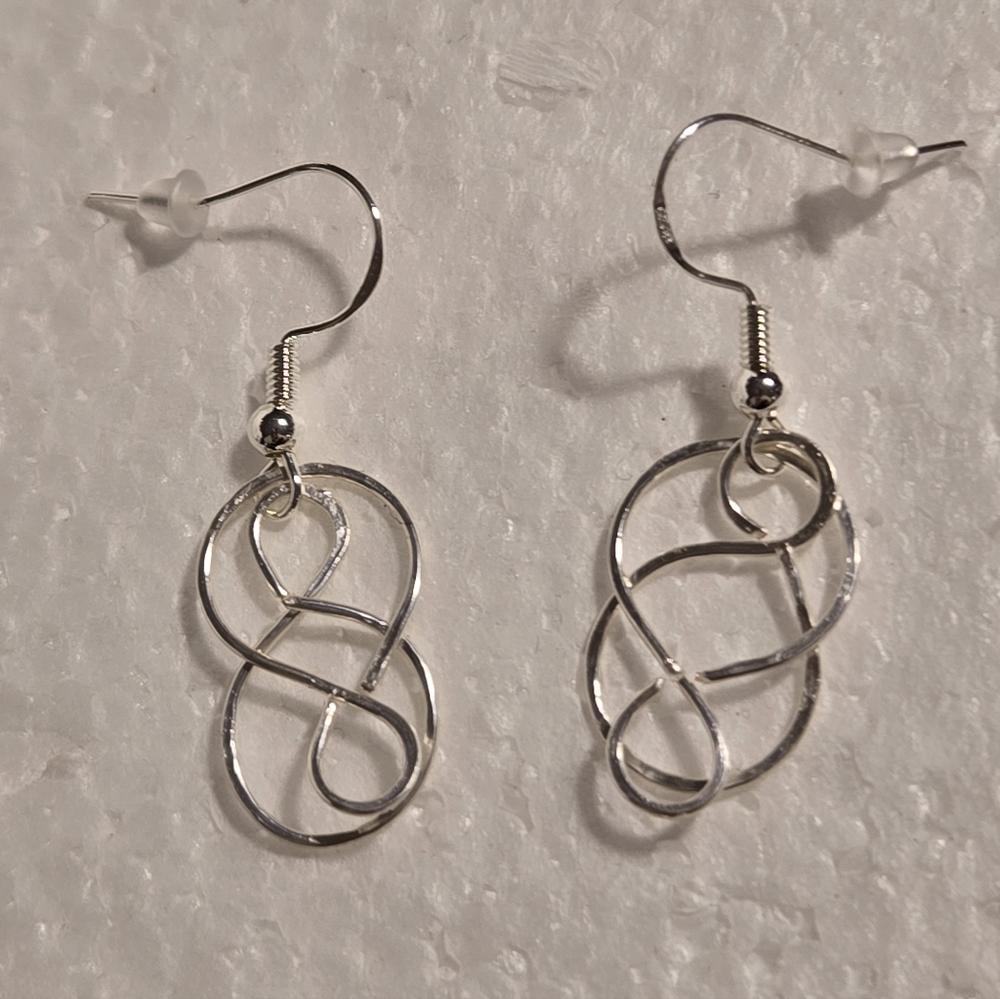 Hand Crafted Elegant Silver Infinity Earrings